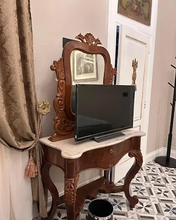Casa de hóspedes Residenza D'epoca Palazzo Raffaele Maggiore