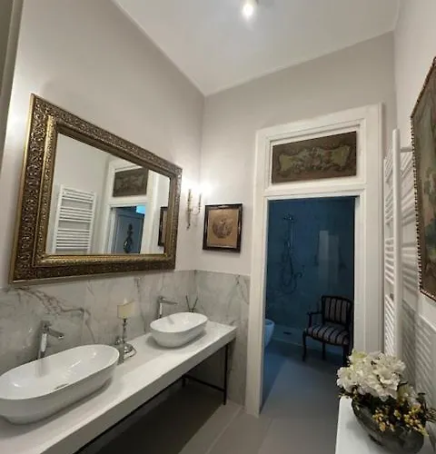 Residenza D'epoca Palazzo Raffaele Maggiore Vendégház Lamezia Terme